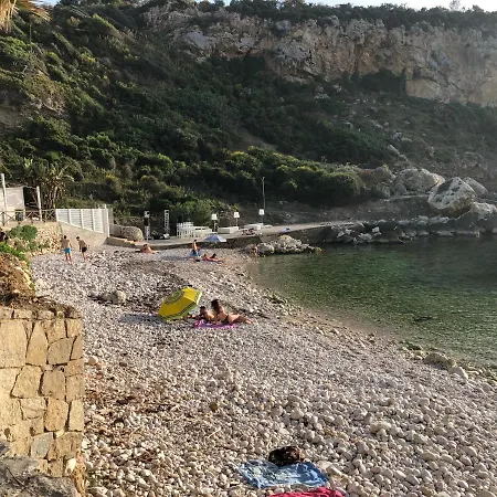 Casa Elvira Holiday home